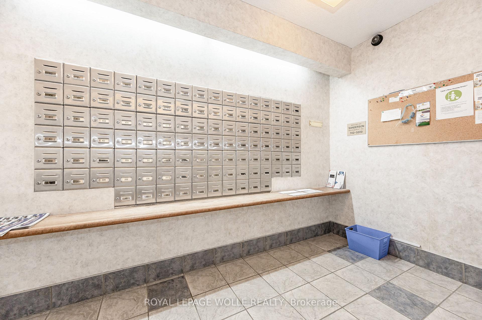 Photo 31 of 65 Westmount Road N, Waterloo, Downtown Waterloo — HOMEH
