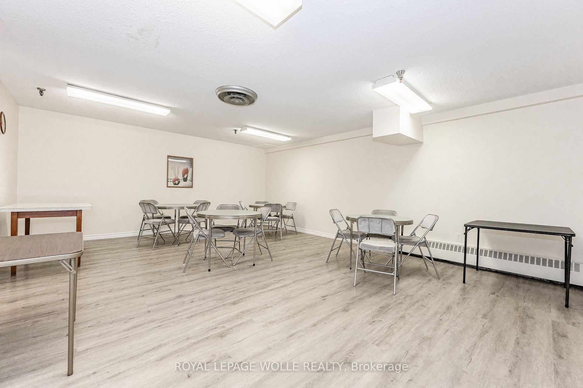 Photo 36 of 65 Westmount Road N, Waterloo, Downtown Waterloo — HOMEH