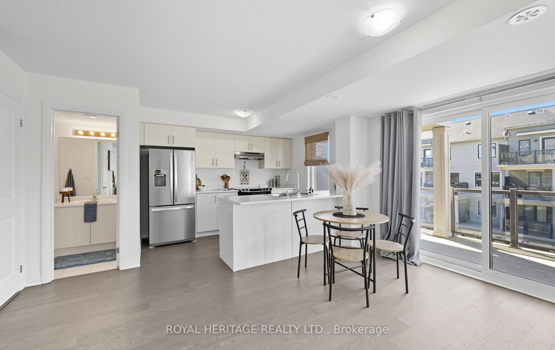 Photo 12 of Unit D, 31 Lookout Drive, Clarington, Bowmanville — HOMEH