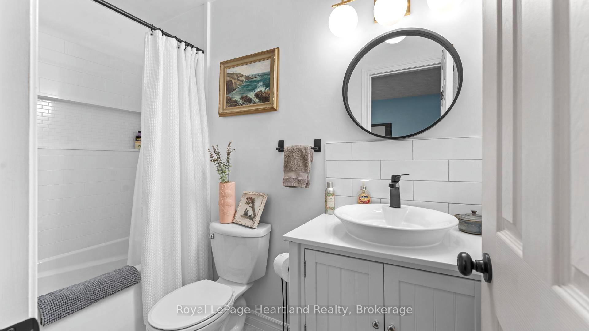 Photo 27 of 18 St Vincent Street, Goderich, Goderich (Town) — HOMEH