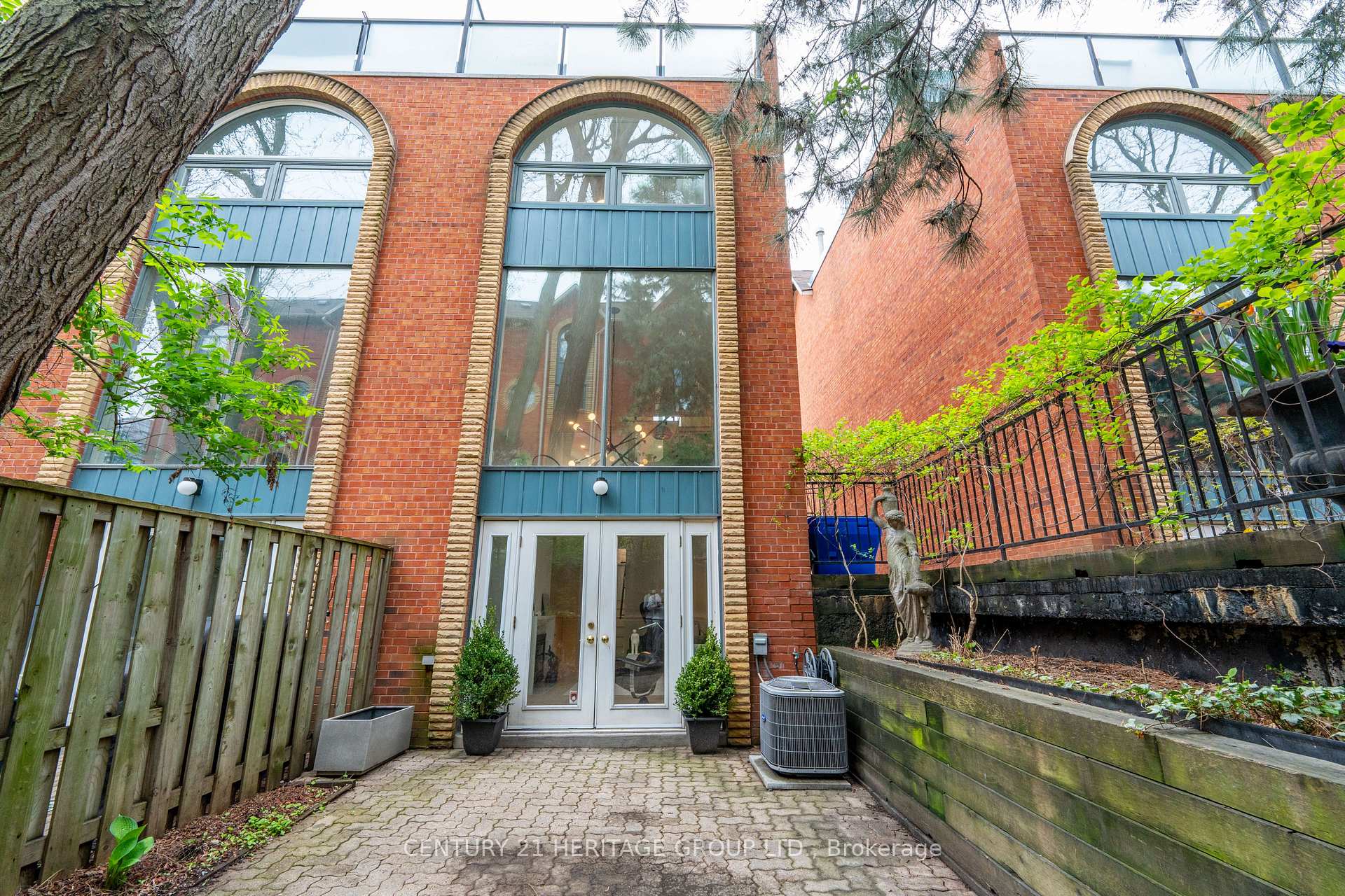 Photo 23 of Unit 5, 280 Sherbourne Street, Toronto, Moss Park — HOMEH