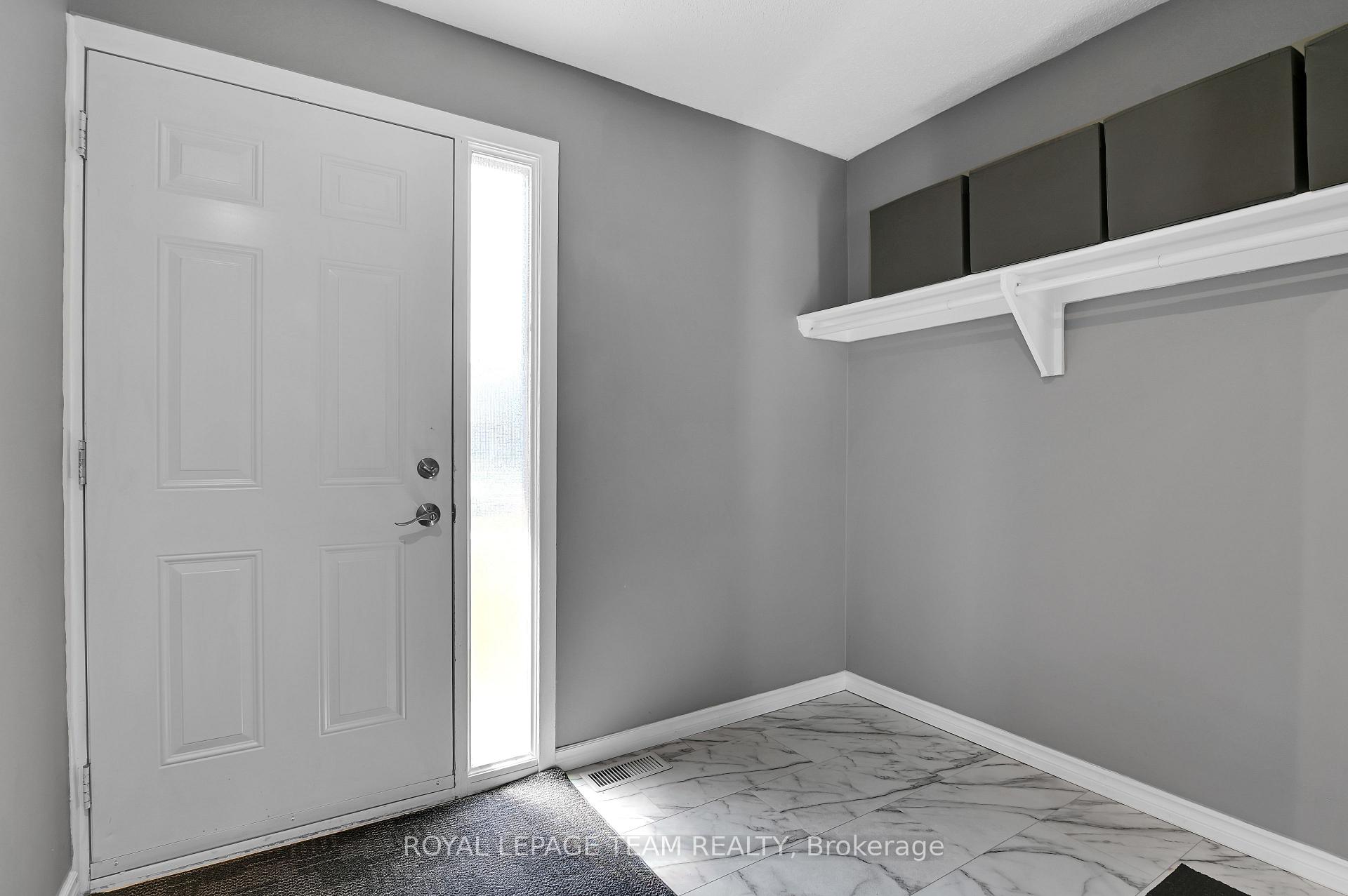 Photo 2 of 2280 Cotters Crescent, Ottawa, Windsor Park Village — HOMEH