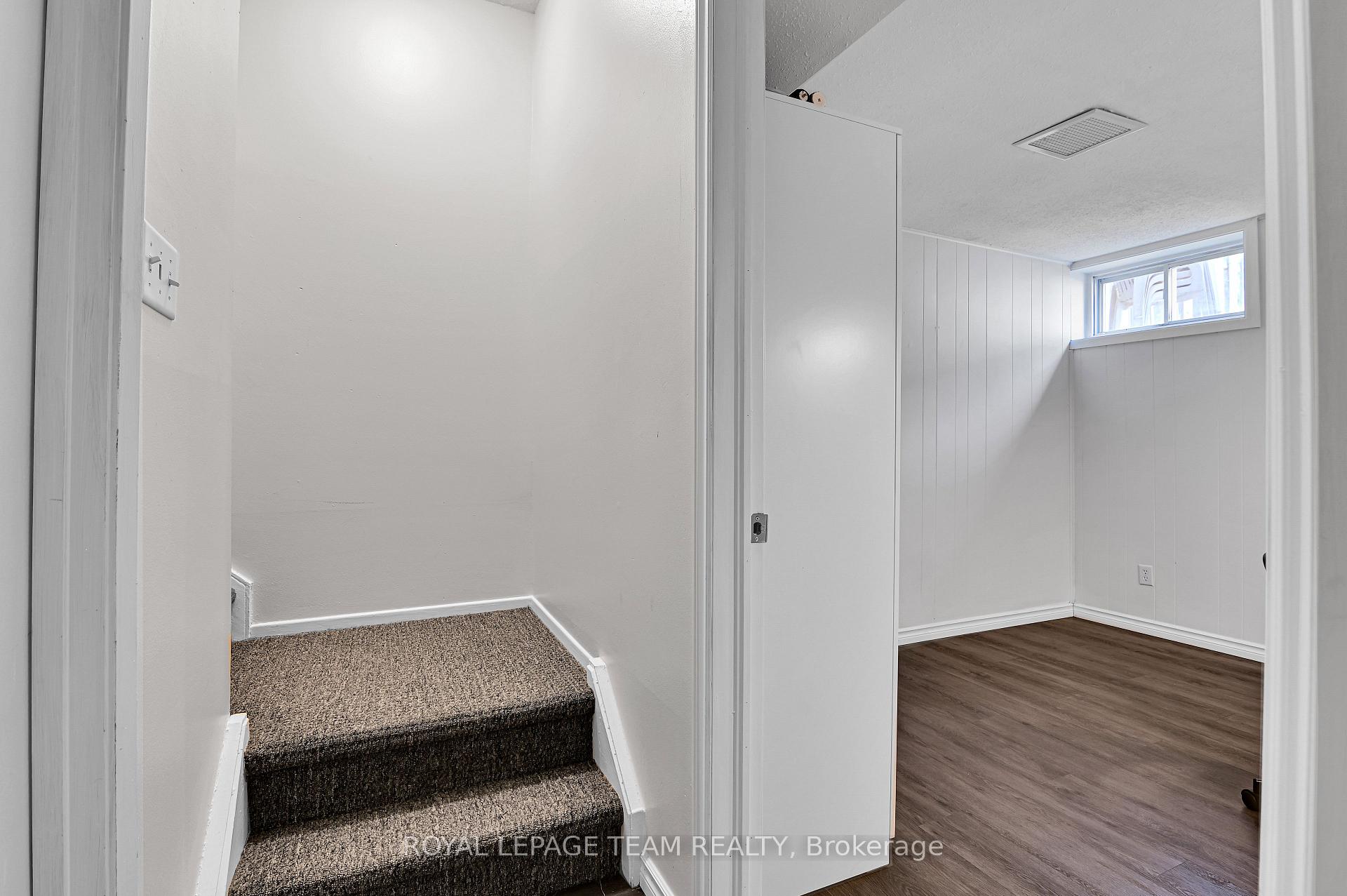 Photo 21 of 2280 Cotters Crescent, Ottawa, Windsor Park Village — HOMEH