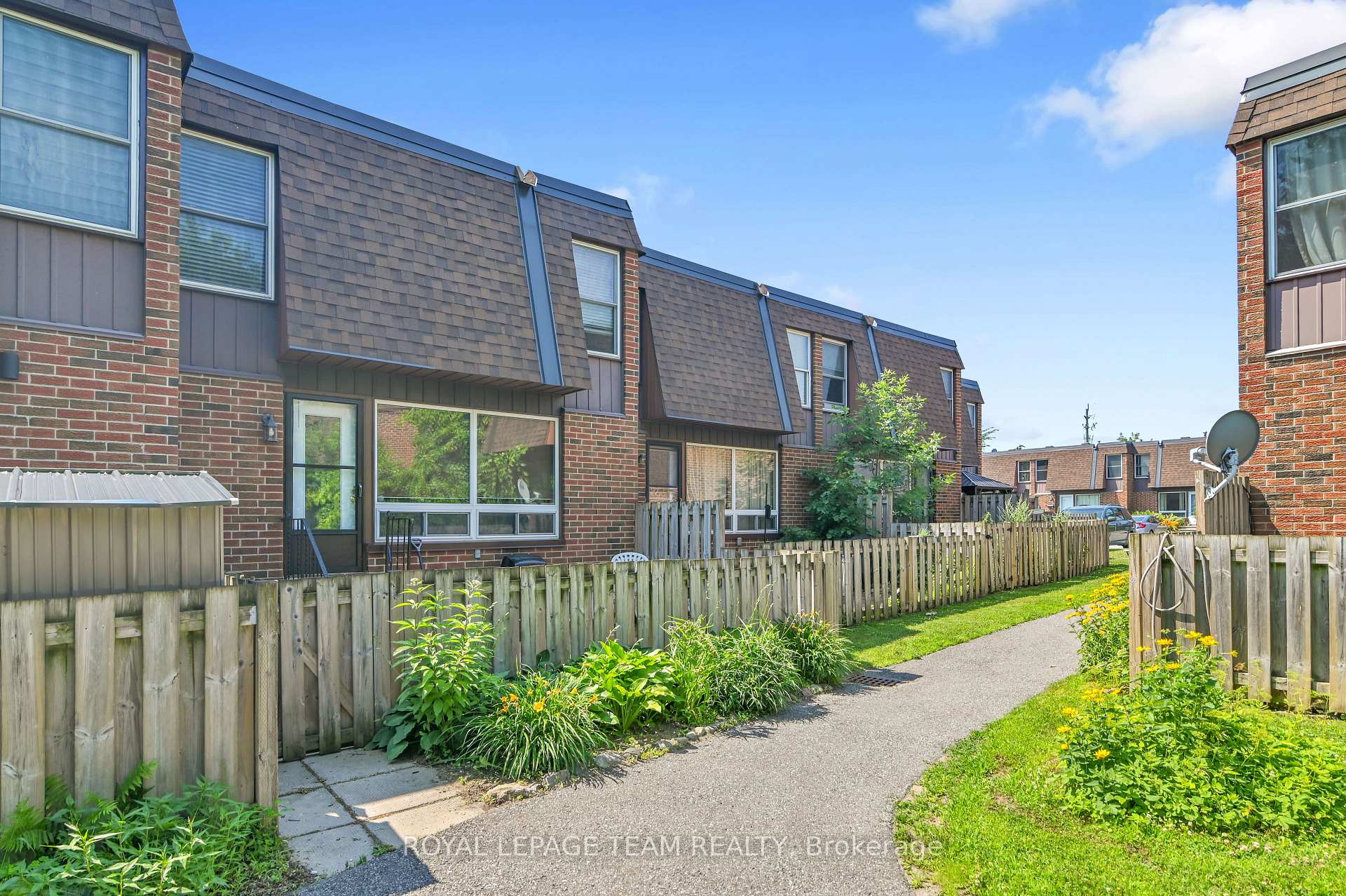 Photo 29 of 2280 Cotters Crescent, Ottawa, Windsor Park Village — HOMEH