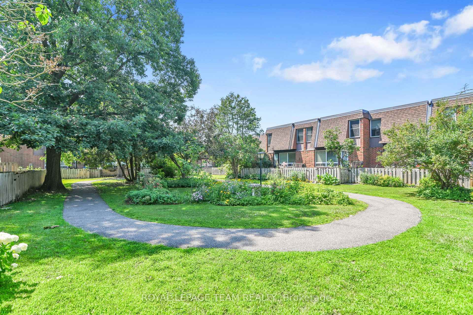 Photo 30 of 2280 Cotters Crescent, Ottawa, Windsor Park Village — HOMEH