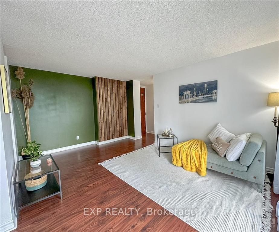 Photo 6 of Unit 302, 2020 Jasmine Crescent, Ottawa, Beacon Hill South — HOMEH