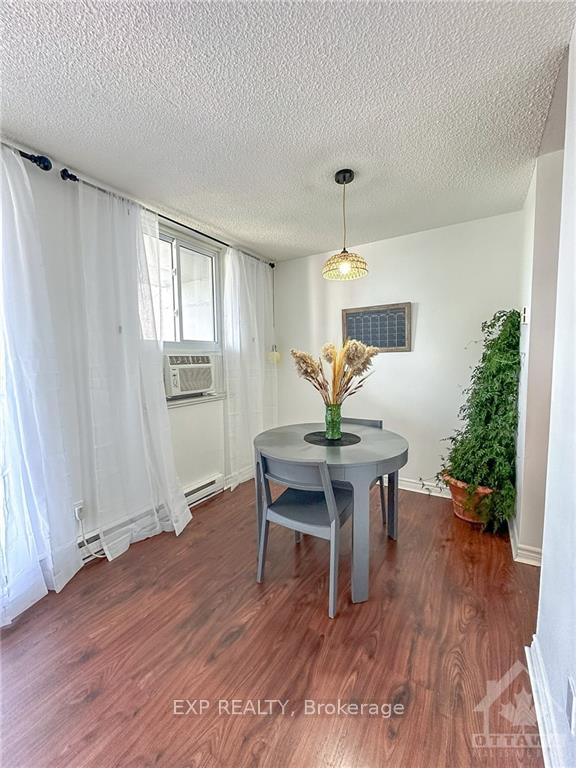 Photo 8 of Unit 302, 2020 Jasmine Crescent, Ottawa, Beacon Hill South — HOMEH