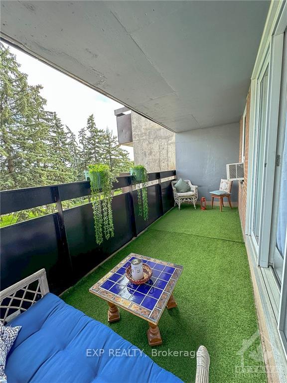Photo 9 of Unit 302, 2020 Jasmine Crescent, Ottawa, Beacon Hill South — HOMEH