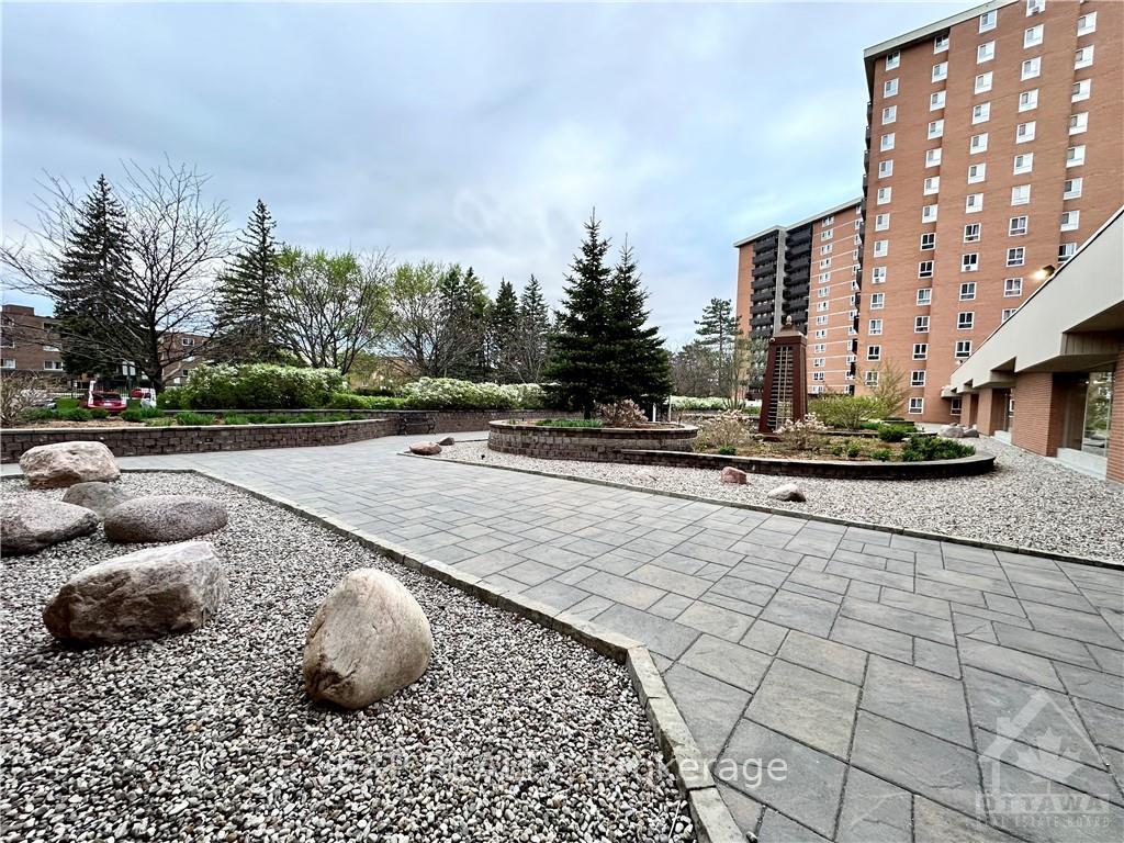Photo 19 of Unit 302, 2020 Jasmine Crescent, Ottawa, Beacon Hill South — HOMEH