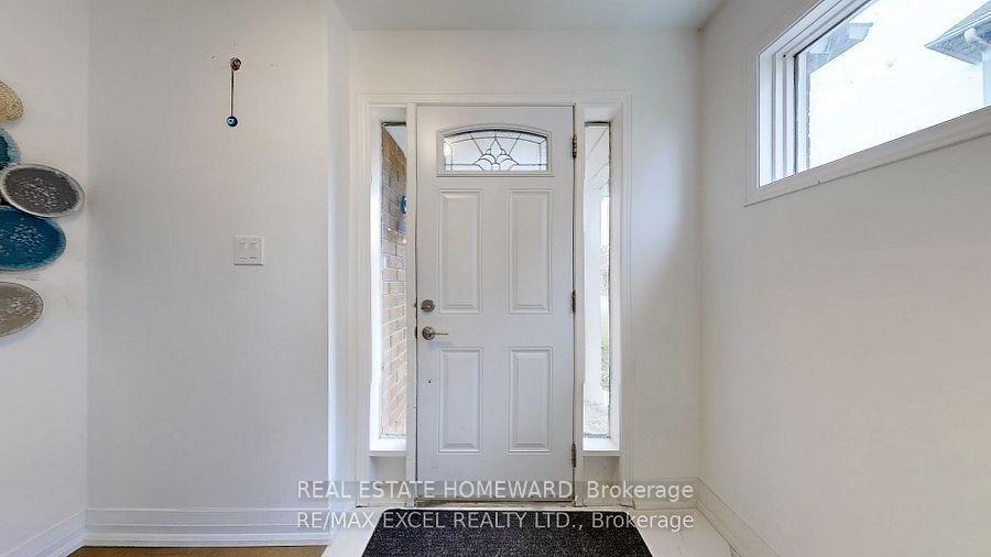 Photo 3 of Unit Main, 117 Primeau Drive, Aurora, Aurora Grove — HOMEH