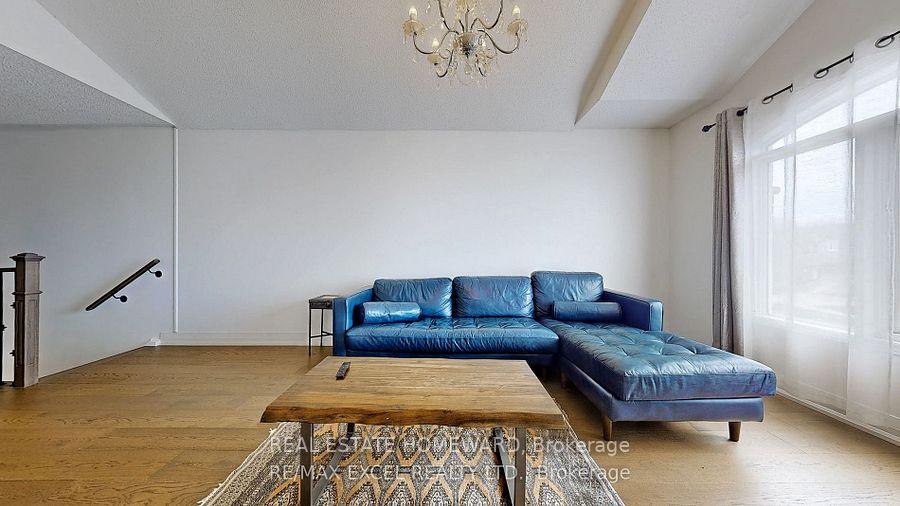 Photo 5 of Unit Main, 117 Primeau Drive, Aurora, Aurora Grove — HOMEH