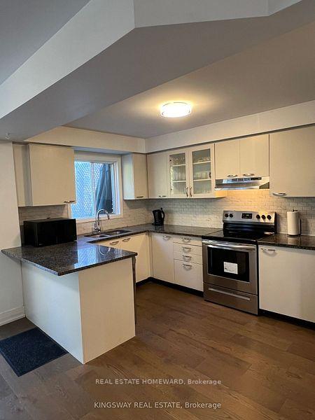 Photo 8 of Unit Main, 117 Primeau Drive, Aurora, Aurora Grove — HOMEH