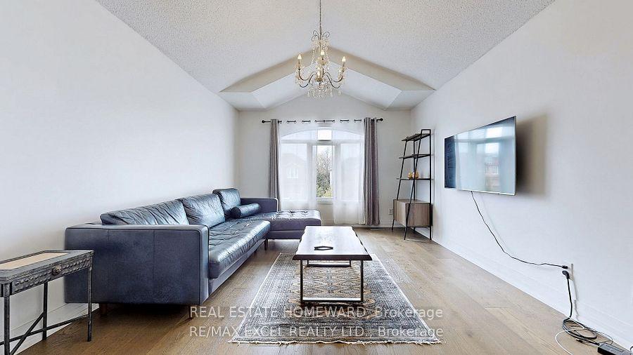 Photo 13 of Unit Main, 117 Primeau Drive, Aurora, Aurora Grove — HOMEH