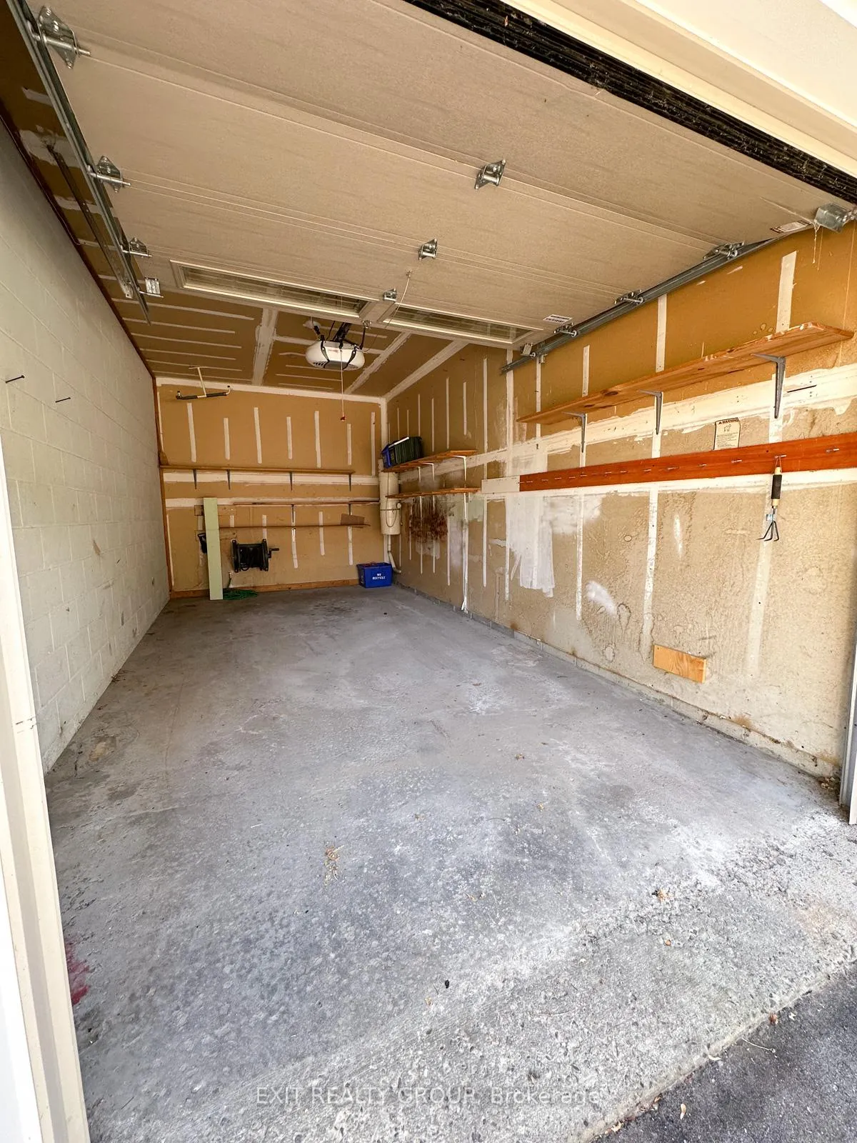 Photo 5 of Unit #14, 11 Janlyn Crescent, Belleville, Belleville Ward — HOMEH