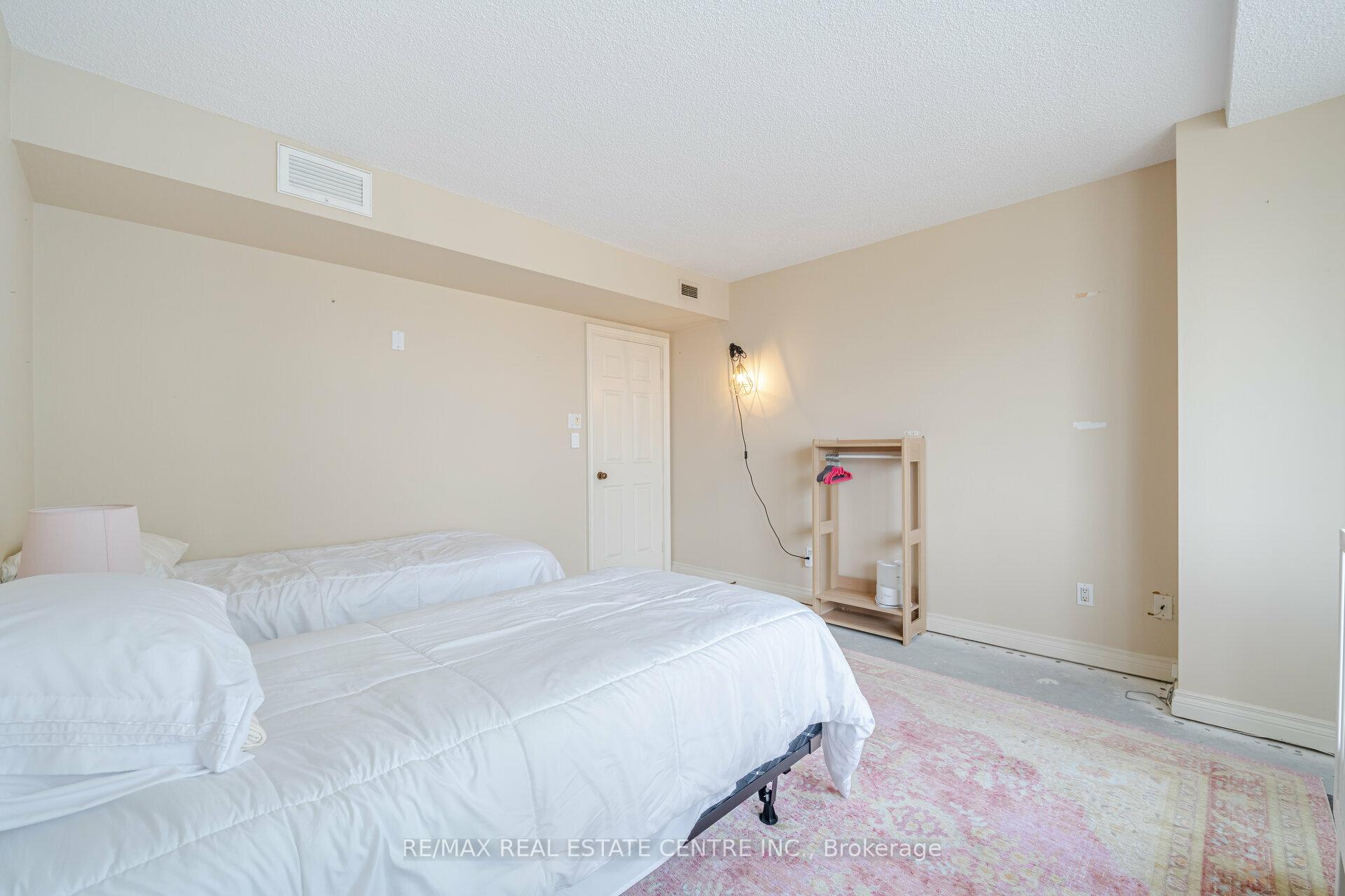 Photo 27 of Unit 2201, 175 Cumberland Street, Toronto, The Annex — HOMEH