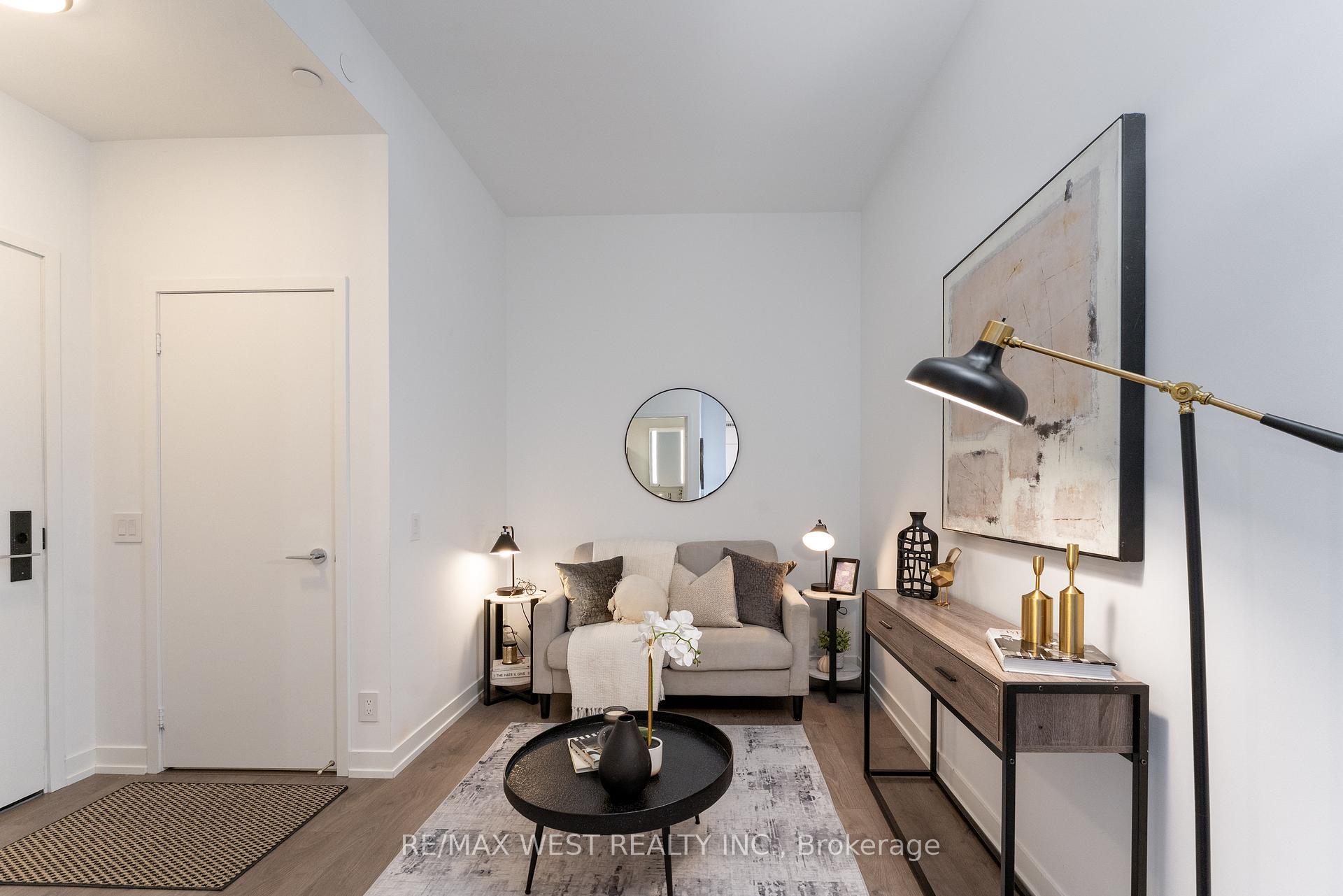 Photo 6 of Unit 413, 270 Dufferin Street, Toronto, South Parkdale — HOMEH