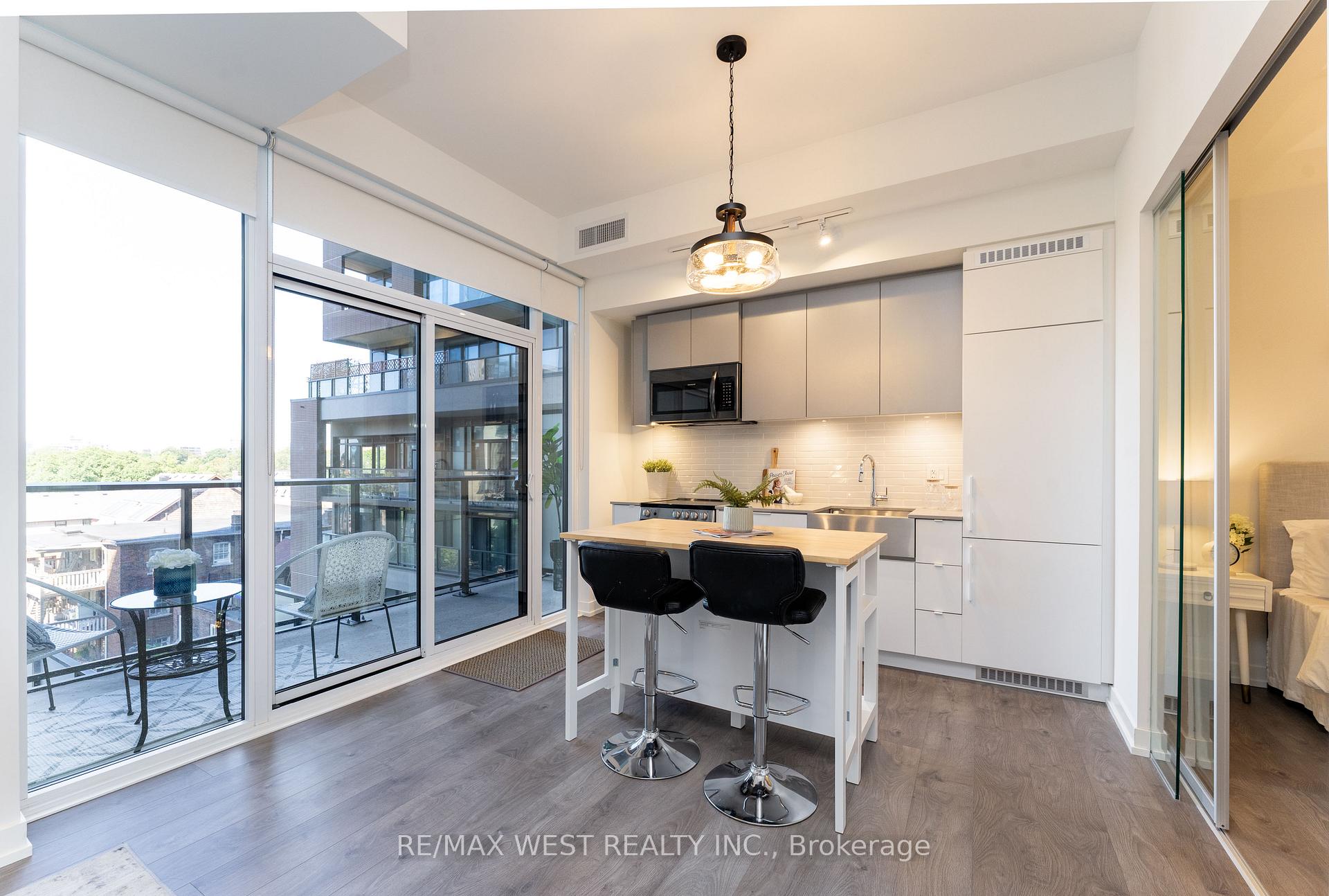 Photo 12 of Unit 413, 270 Dufferin Street, Toronto, South Parkdale — HOMEH