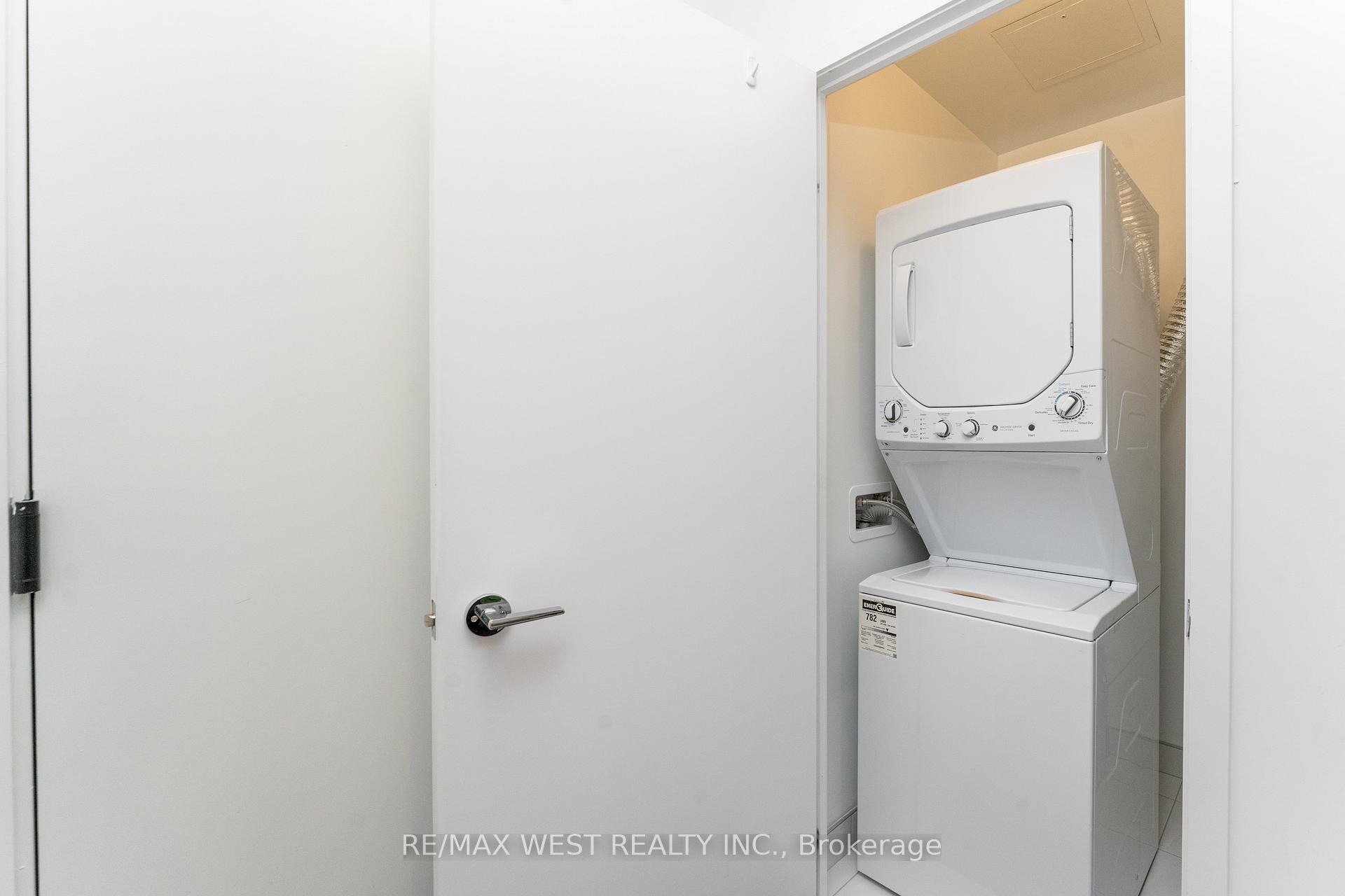Photo 23 of Unit 413, 270 Dufferin Street, Toronto, South Parkdale — HOMEH
