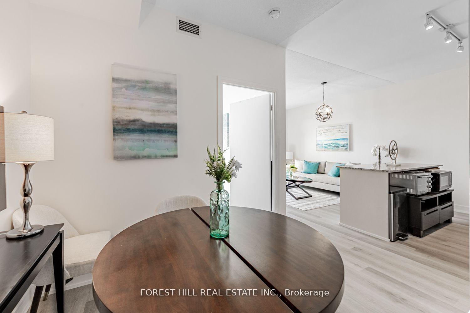 Photo 7 of Unit LPH13, 35 Brian Peck Crescent, Toronto, Leaside — HOMEH