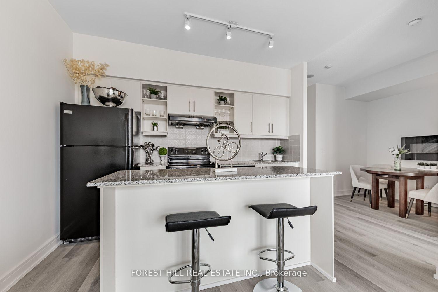 Photo 12 of Unit LPH13, 35 Brian Peck Crescent, Toronto, Leaside — HOMEH