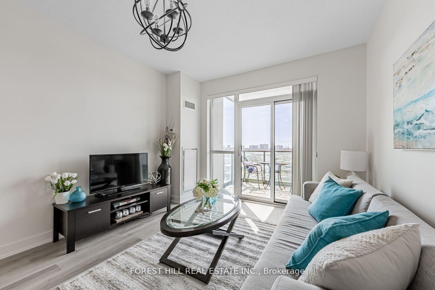 Photo 16 of Unit LPH13, 35 Brian Peck Crescent, Toronto, Leaside — HOMEH