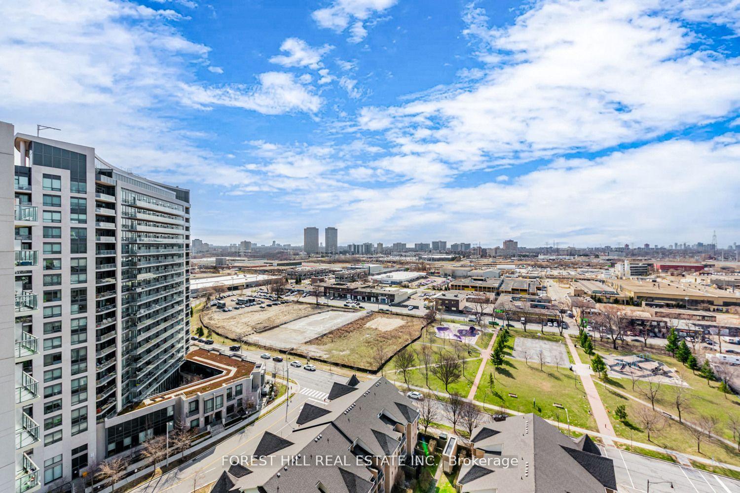 Photo 34 of Unit LPH13, 35 Brian Peck Crescent, Toronto, Leaside — HOMEH