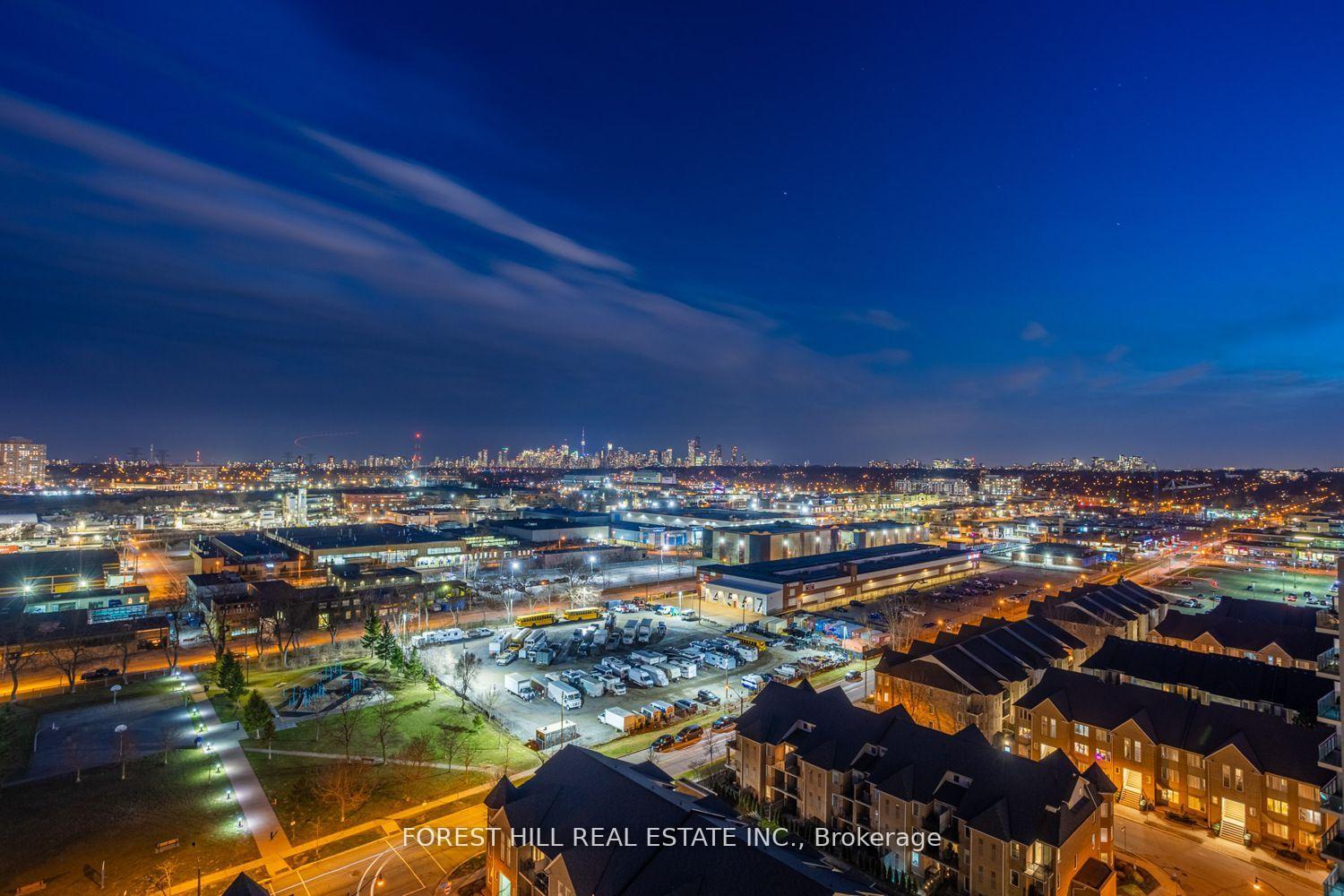 Photo 37 of Unit LPH13, 35 Brian Peck Crescent, Toronto, Leaside — HOMEH