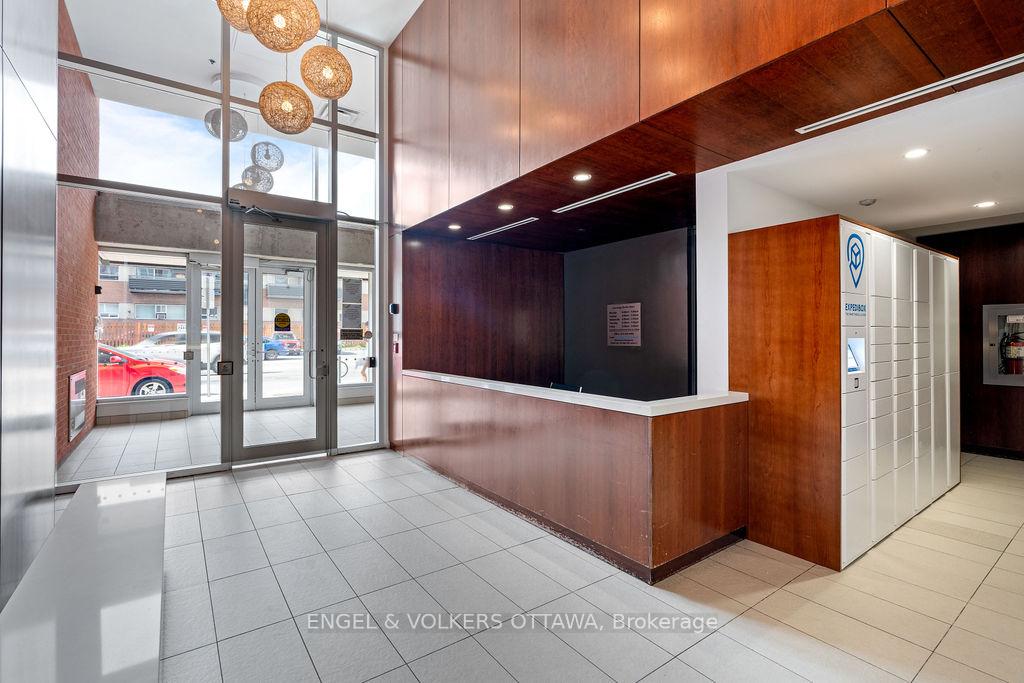 Photo 3 of Unit 206, 354 Gladstone Avenue, Ottawa, Ottawa Centre — HOMEH