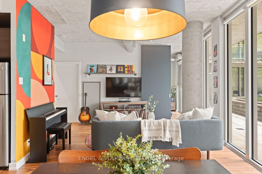 Photo 6 of Unit 206, 354 Gladstone Avenue, Ottawa, Ottawa Centre — HOMEH