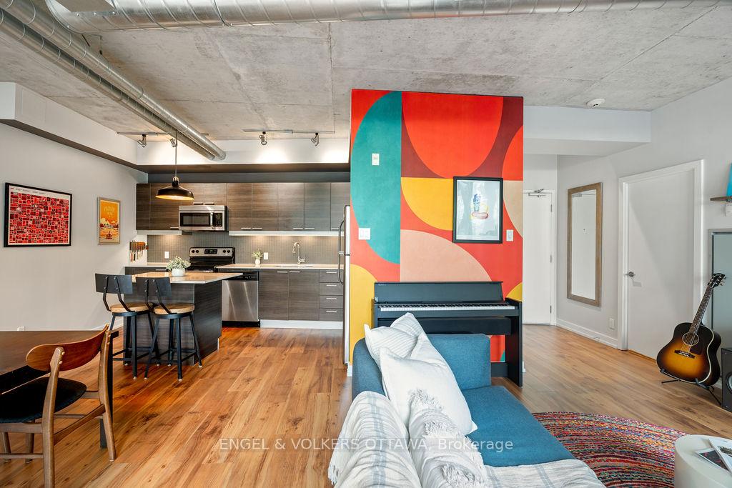 Photo 11 of Unit 206, 354 Gladstone Avenue, Ottawa, Ottawa Centre — HOMEH