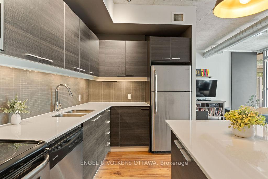 Photo 14 of Unit 206, 354 Gladstone Avenue, Ottawa, Ottawa Centre — HOMEH