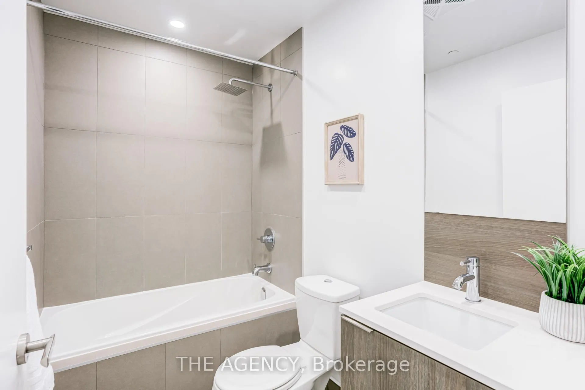 Photo 24 of Unit 2009, 55 Regent Park Boulevard, Toronto, Regent Park — HOMEH