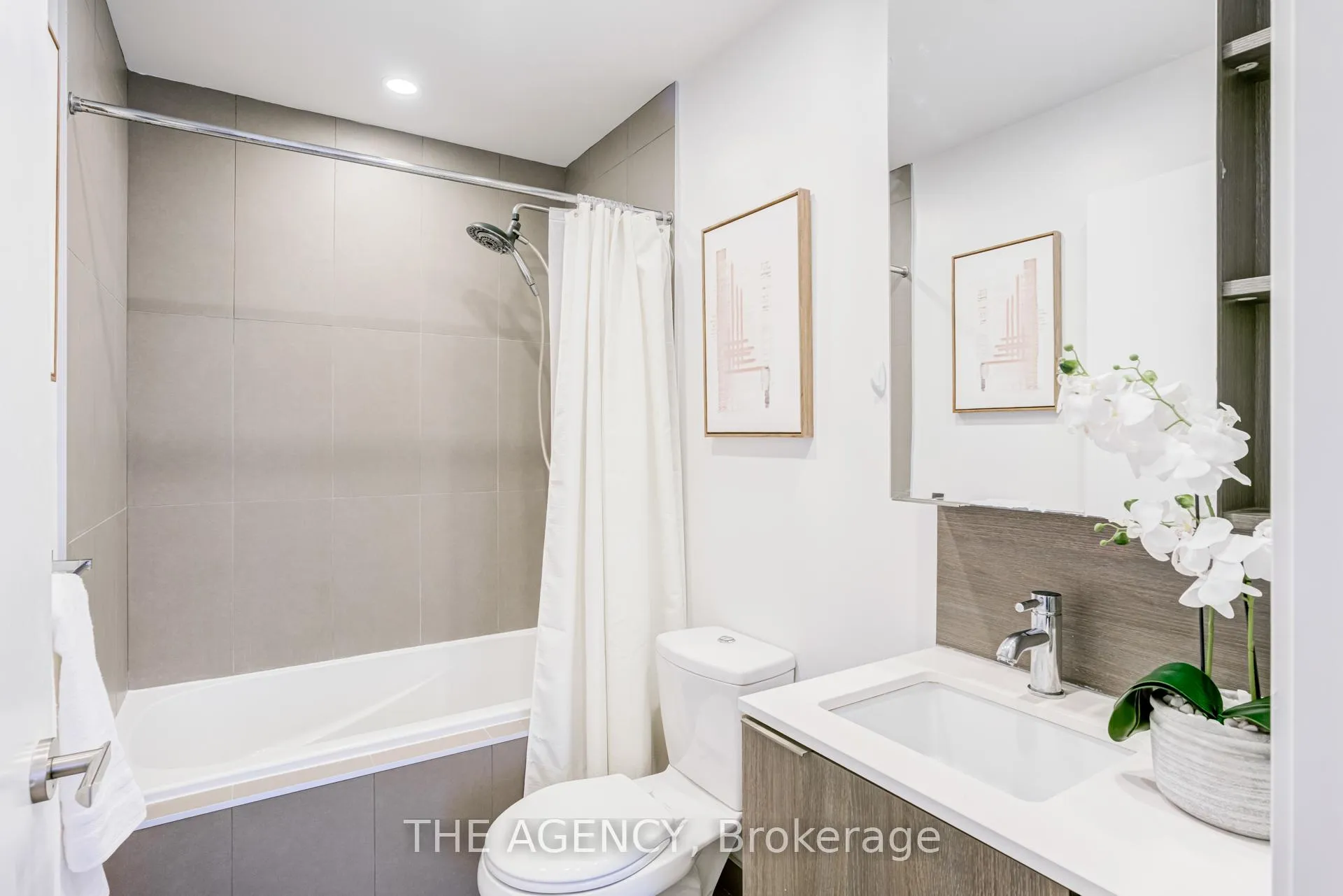 Photo 26 of Unit 2009, 55 Regent Park Boulevard, Toronto, Regent Park — HOMEH