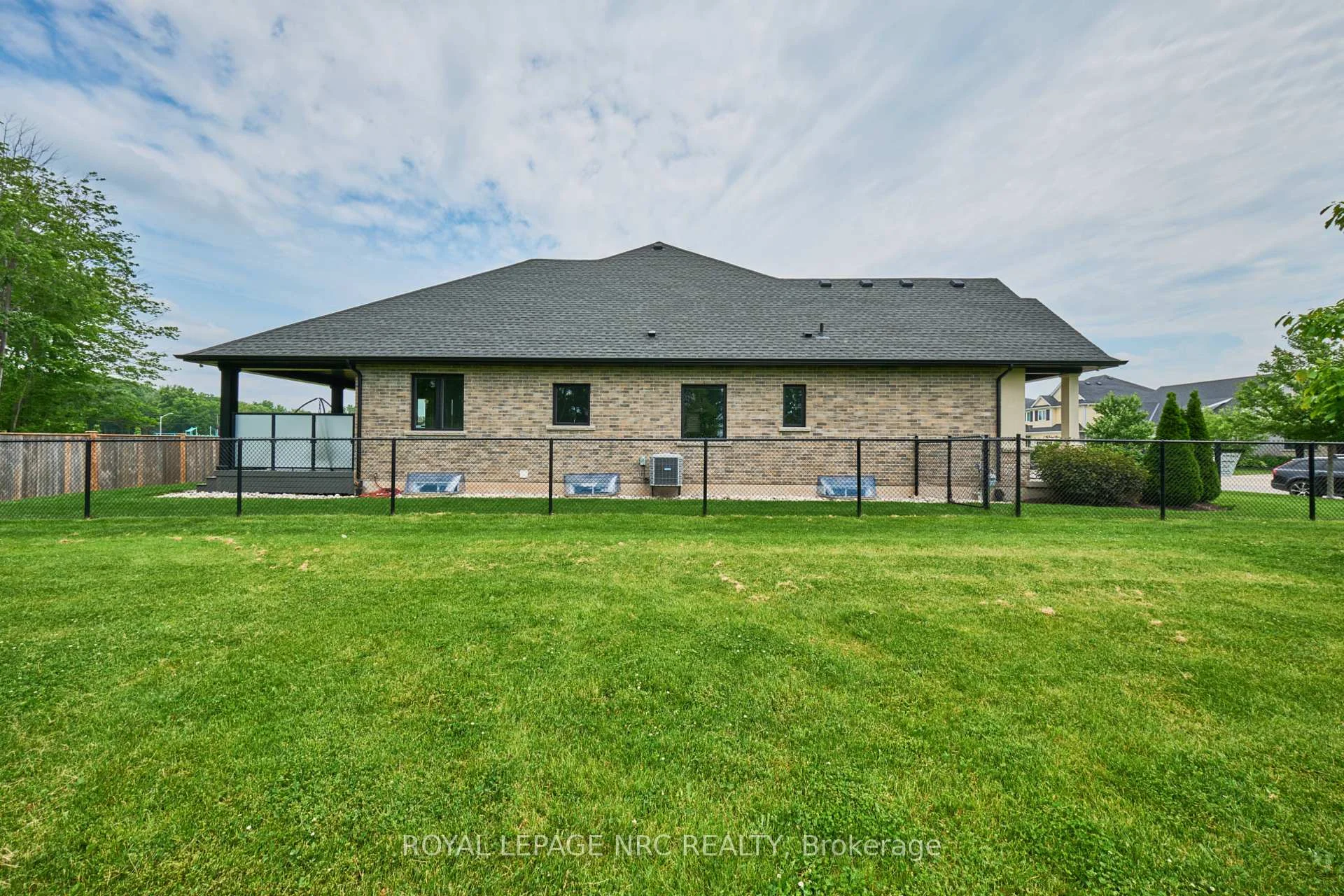 Photo 54 of 2 Mcfarland Street, Thorold, Hurricane/Merrittville — HOMEH