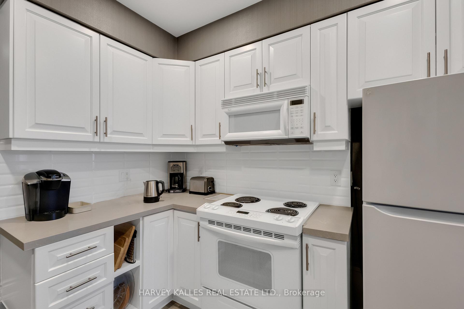 Photo 44 of Unit 605, 1801 Bayview Avenue, Toronto, Leaside — HOMEH