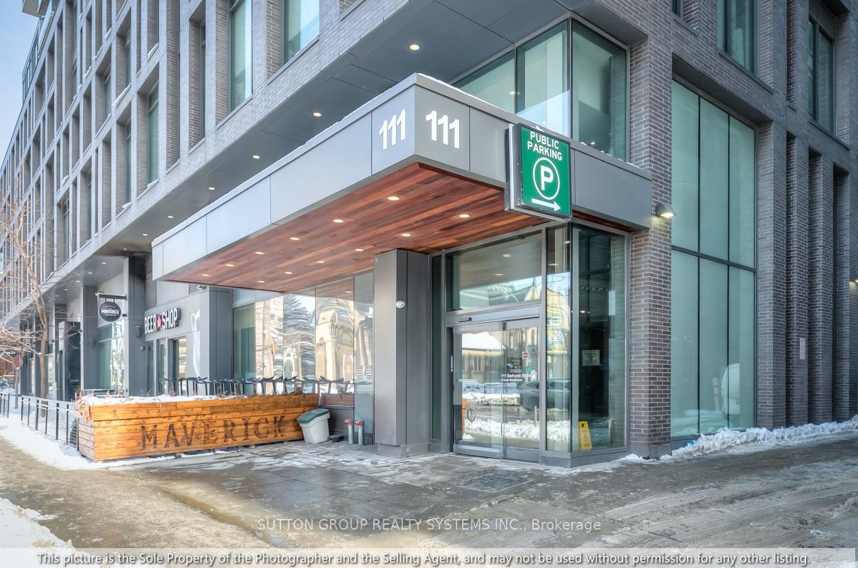 Front of Unit 523, 111 Bathurst Street