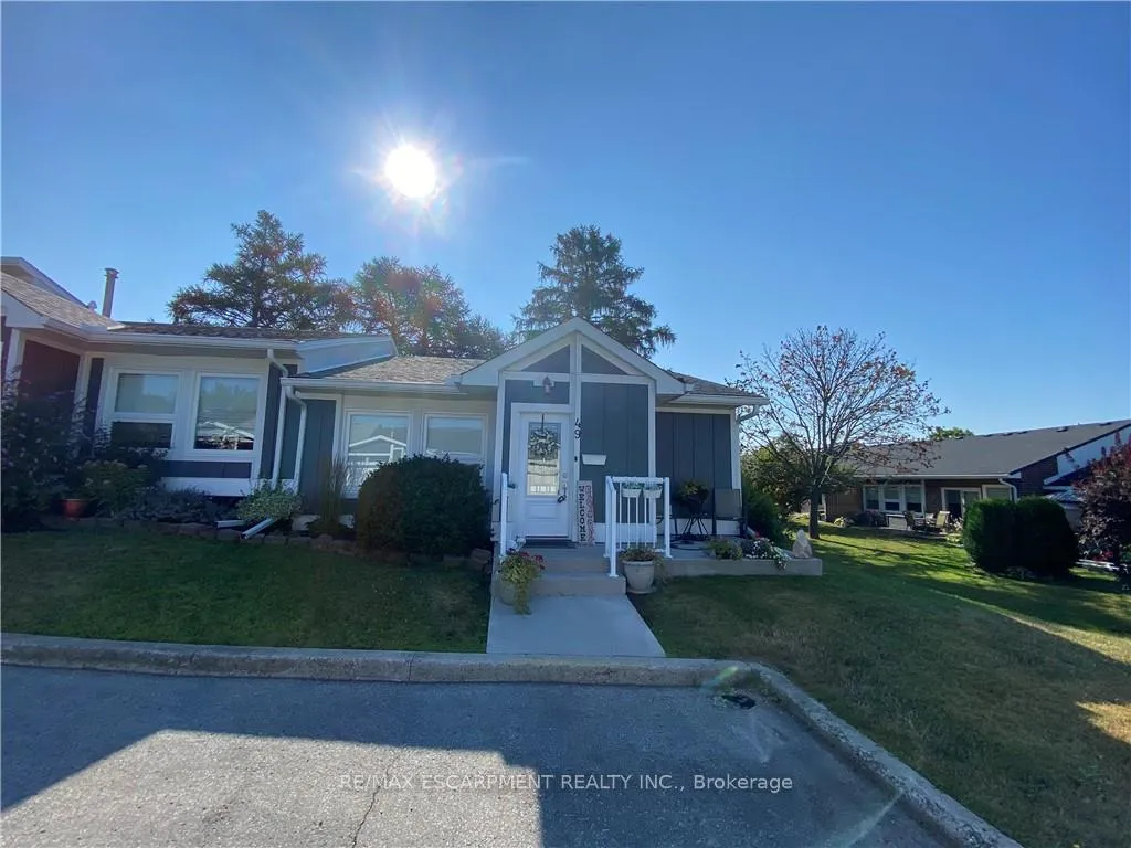 Photo 1 of 49 Bishop Reding Trail, Hamilton, Kennedy — HOMEH