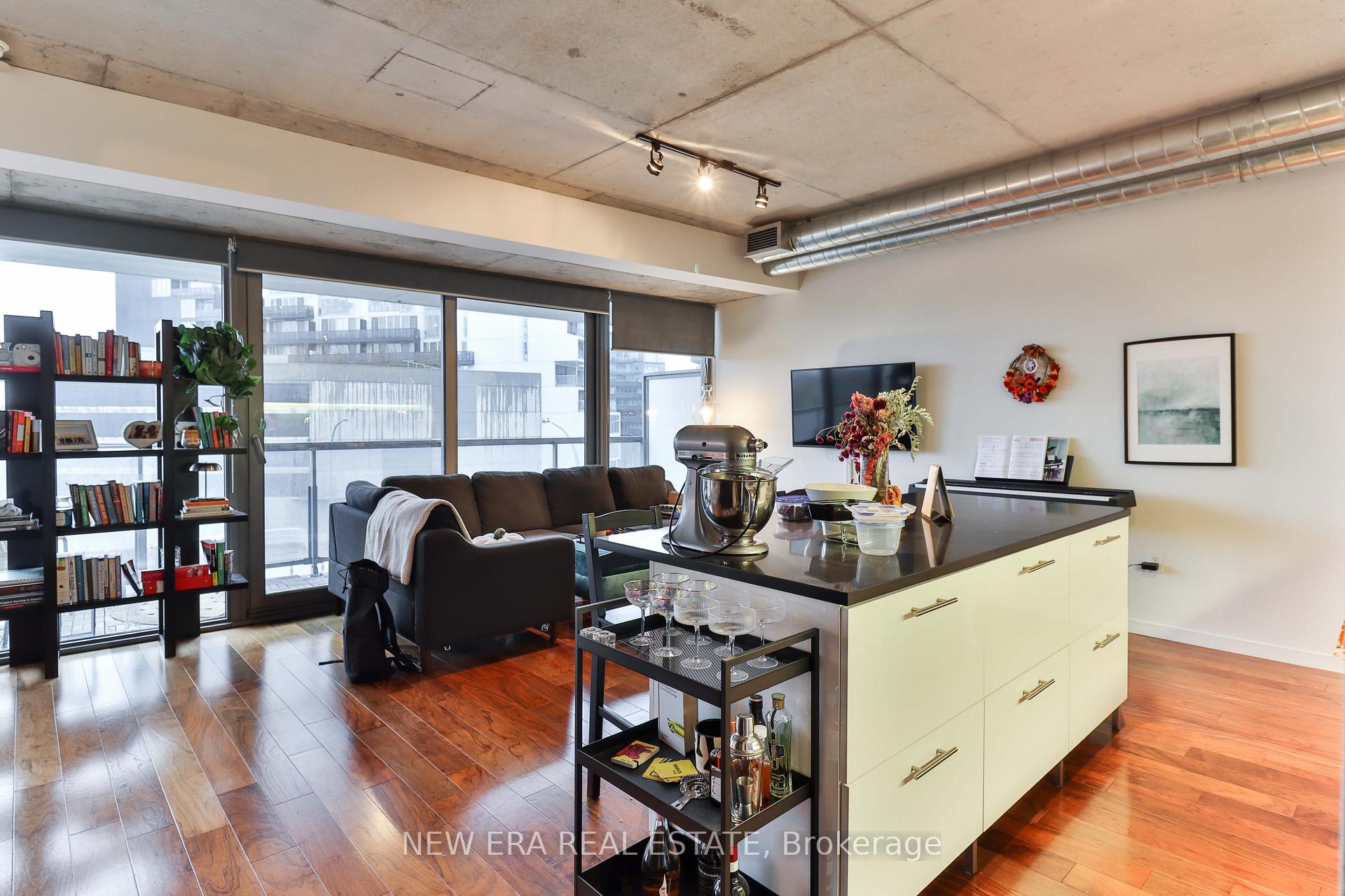 Photo 14 of Unit 506, 32 Trolley Crescent, Toronto, Moss Park — HOMEH