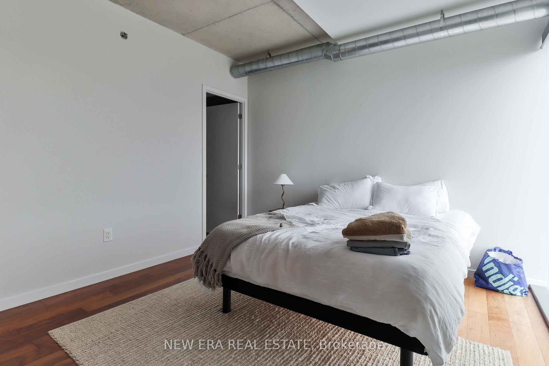 Photo 10 of Unit 506, 32 Trolley Crescent, Toronto, Moss Park — HOMEH