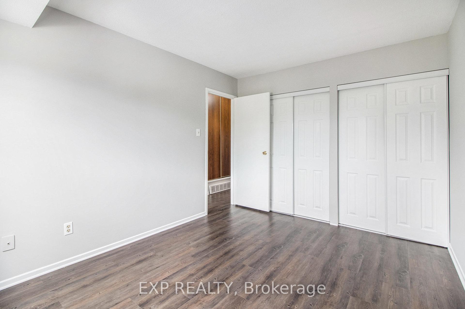 Photo 13 of 1687 Meadowbrook Road, Ottawa, Pineview — HOMEH