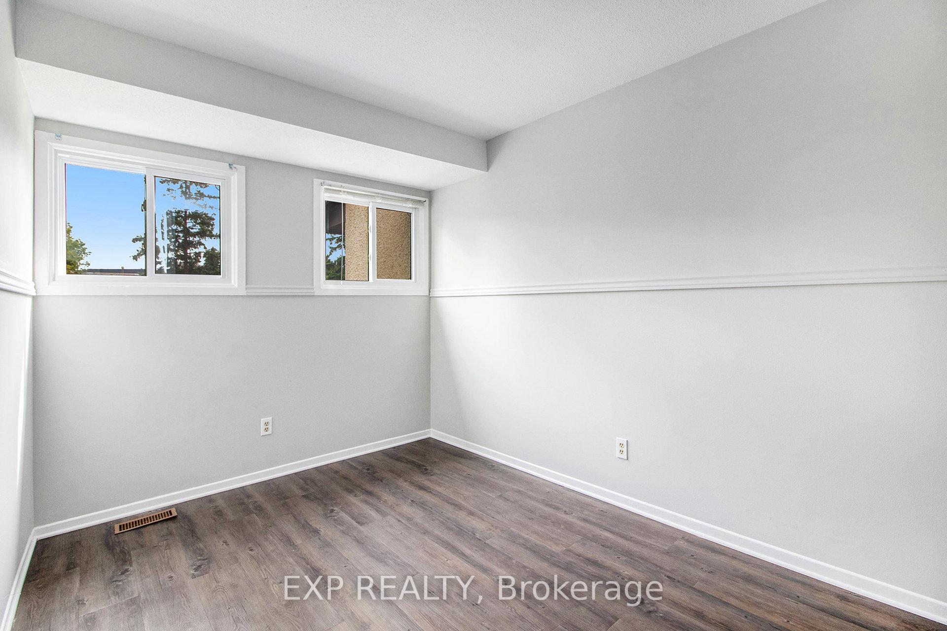 Photo 14 of 1687 Meadowbrook Road, Ottawa, Pineview — HOMEH