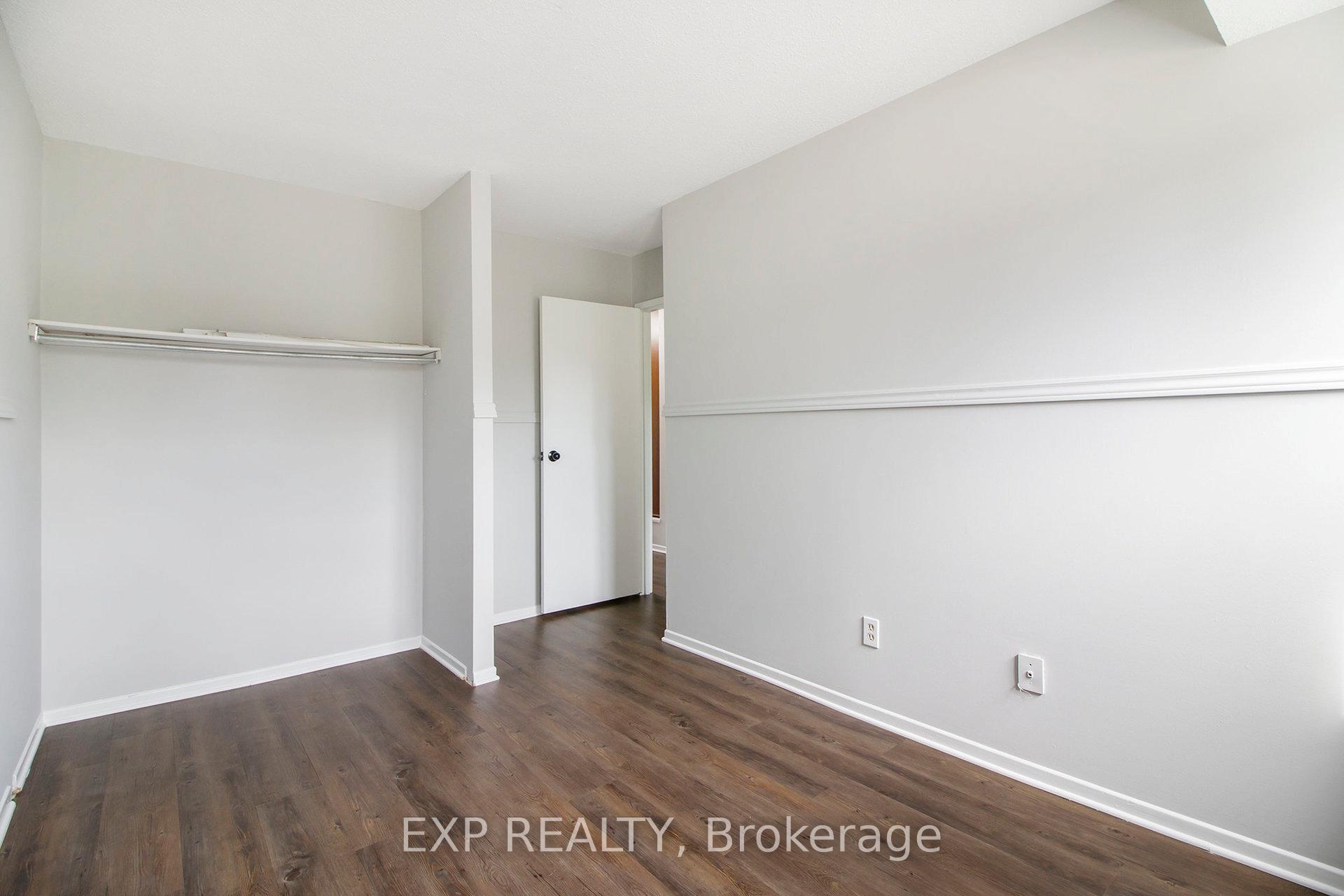 Photo 15 of 1687 Meadowbrook Road, Ottawa, Pineview — HOMEH