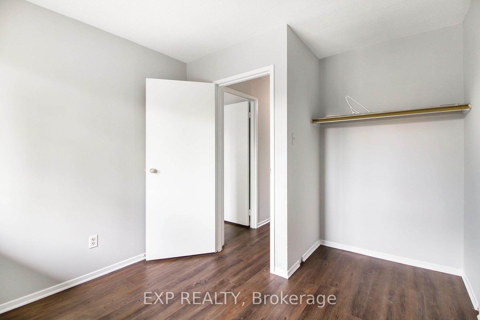 Photo 17 of 1687 Meadowbrook Road, Ottawa, Pineview — HOMEH