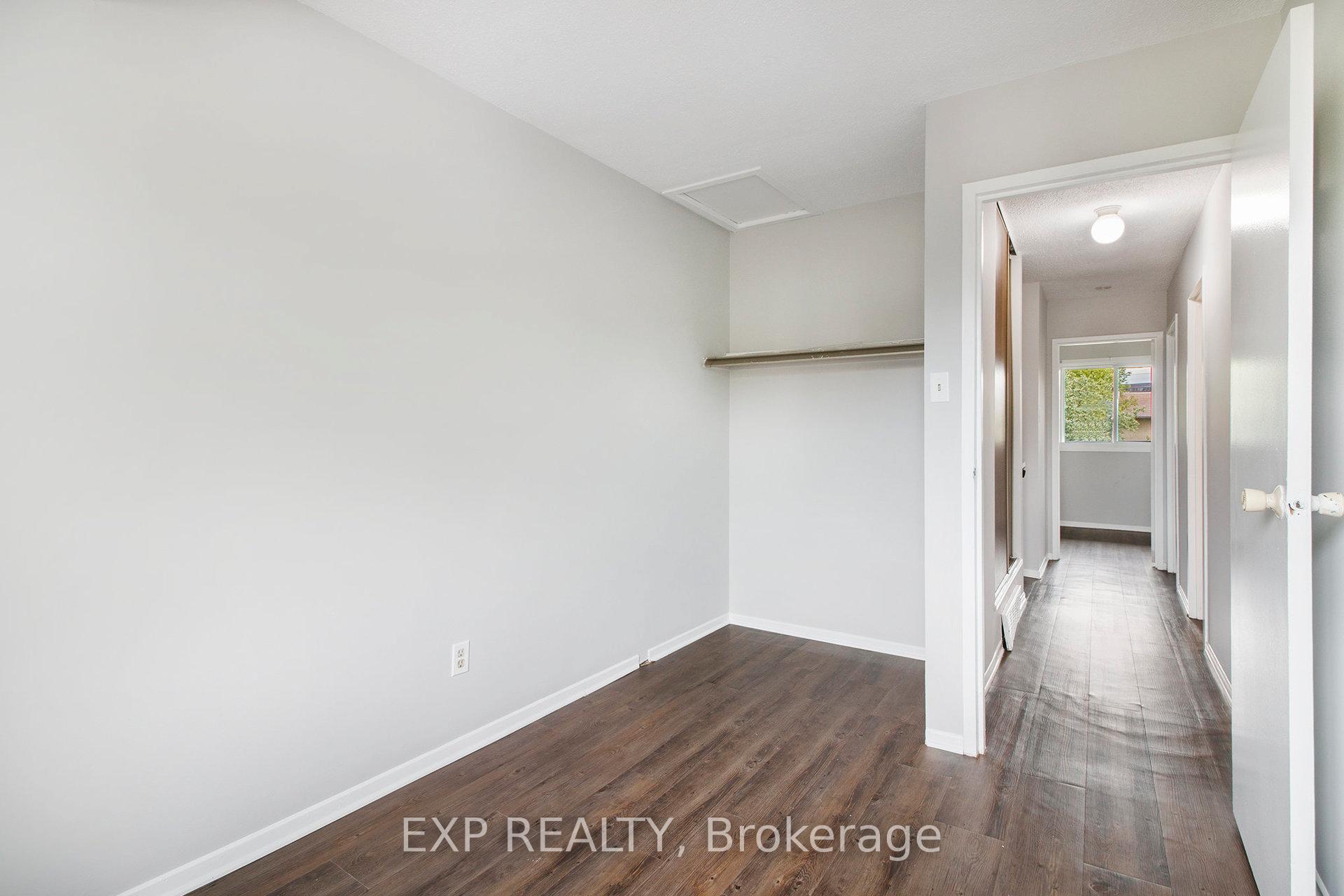 Photo 19 of 1687 Meadowbrook Road, Ottawa, Pineview — HOMEH