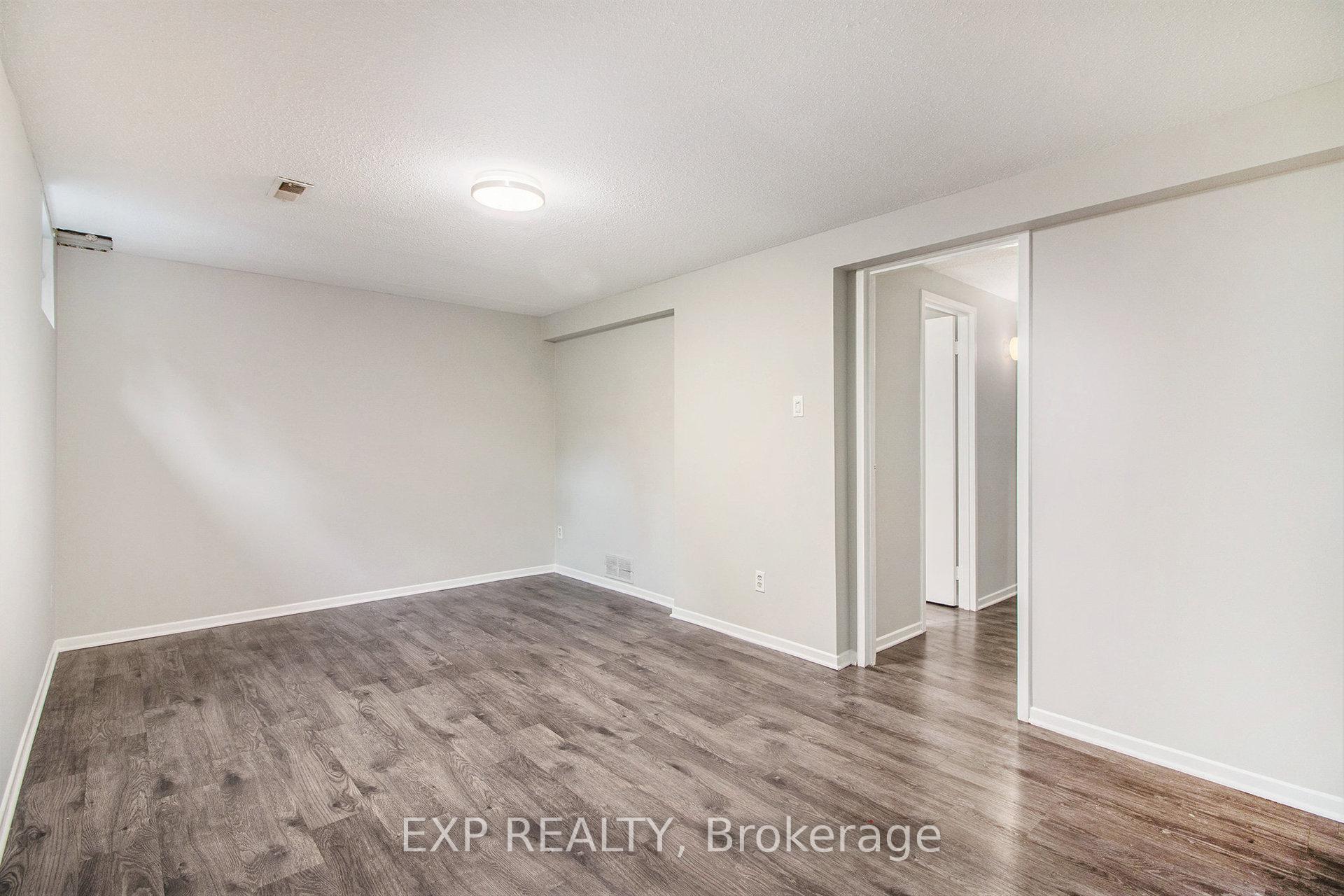Photo 22 of 1687 Meadowbrook Road, Ottawa, Pineview — HOMEH