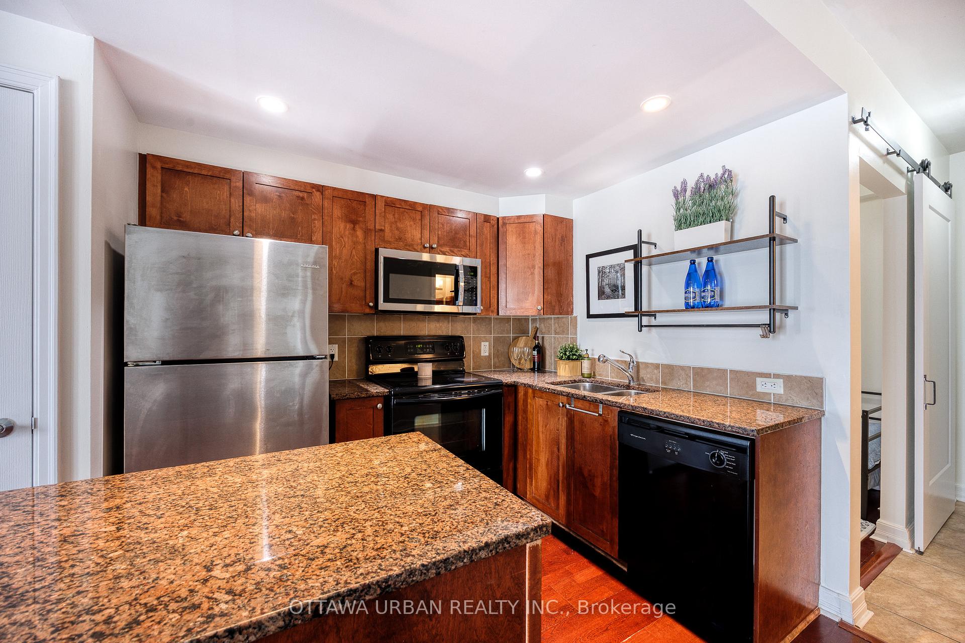 Photo 15 of Unit 1110, 200 Besserer Street, Ottawa, Sandy Hill — HOMEH