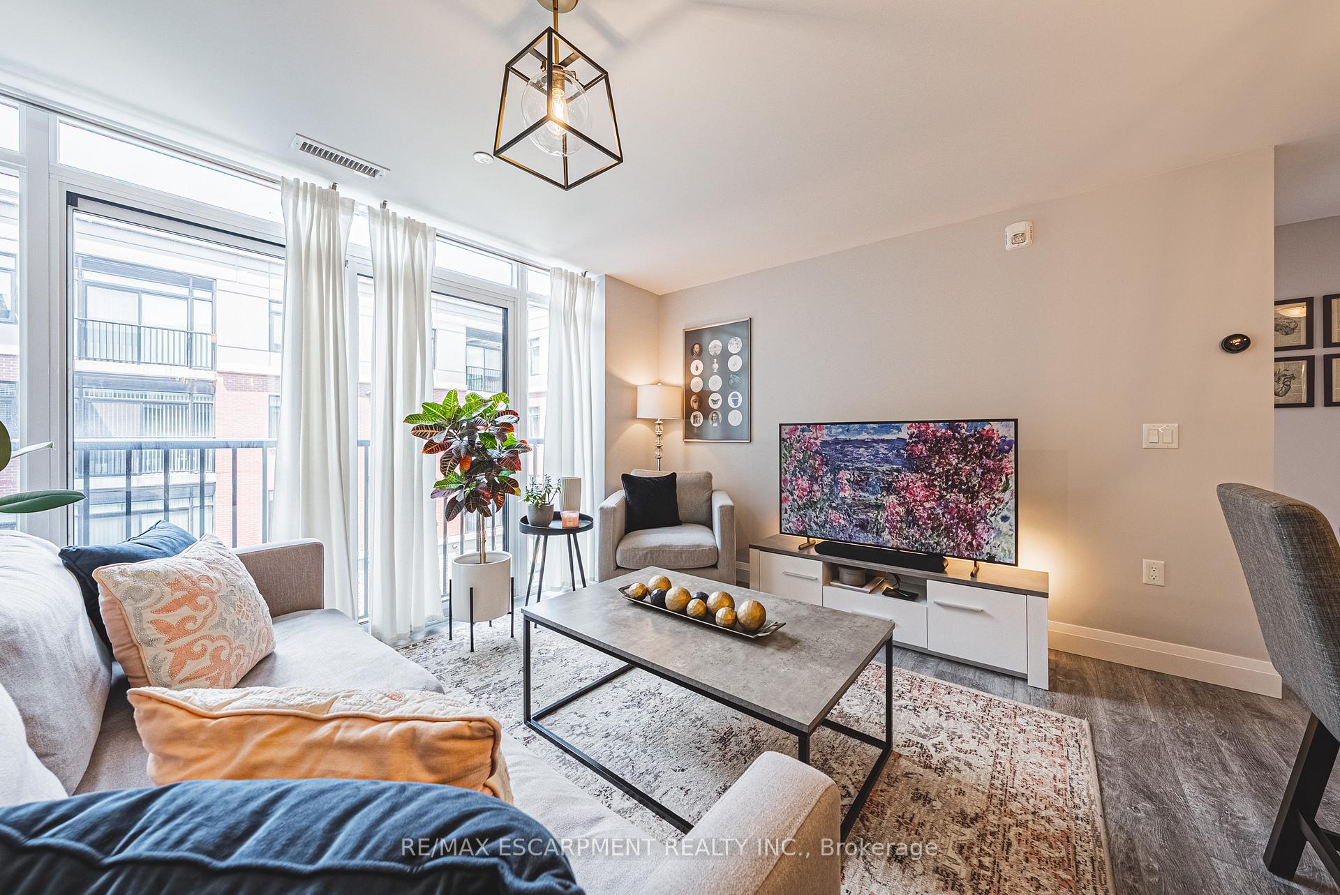 Photo 3 of Unit 312, 1 Redfern Avenue, Hamilton, Mountview — HOMEH