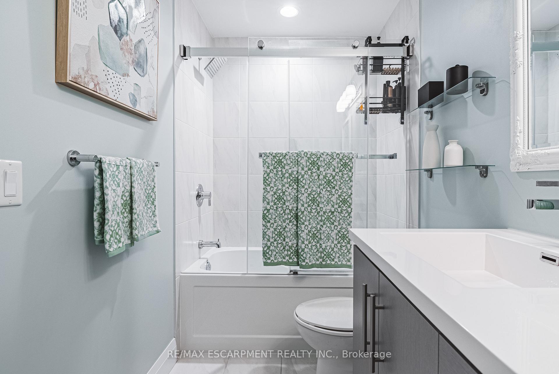 Photo 19 of Unit 312, 1 Redfern Avenue, Hamilton, Mountview — HOMEH