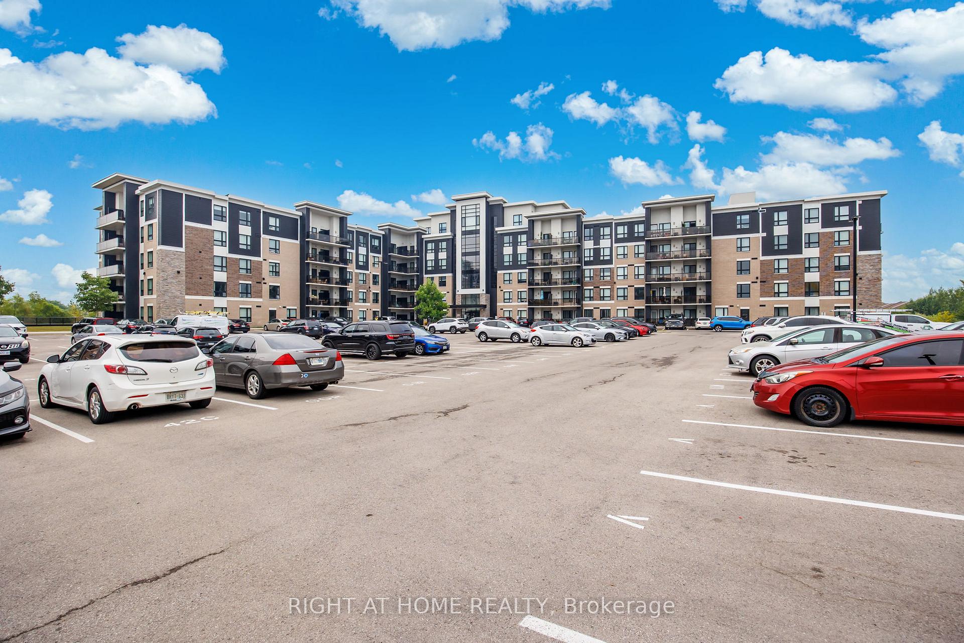 Front of Unit 222, 640 Sauve Street