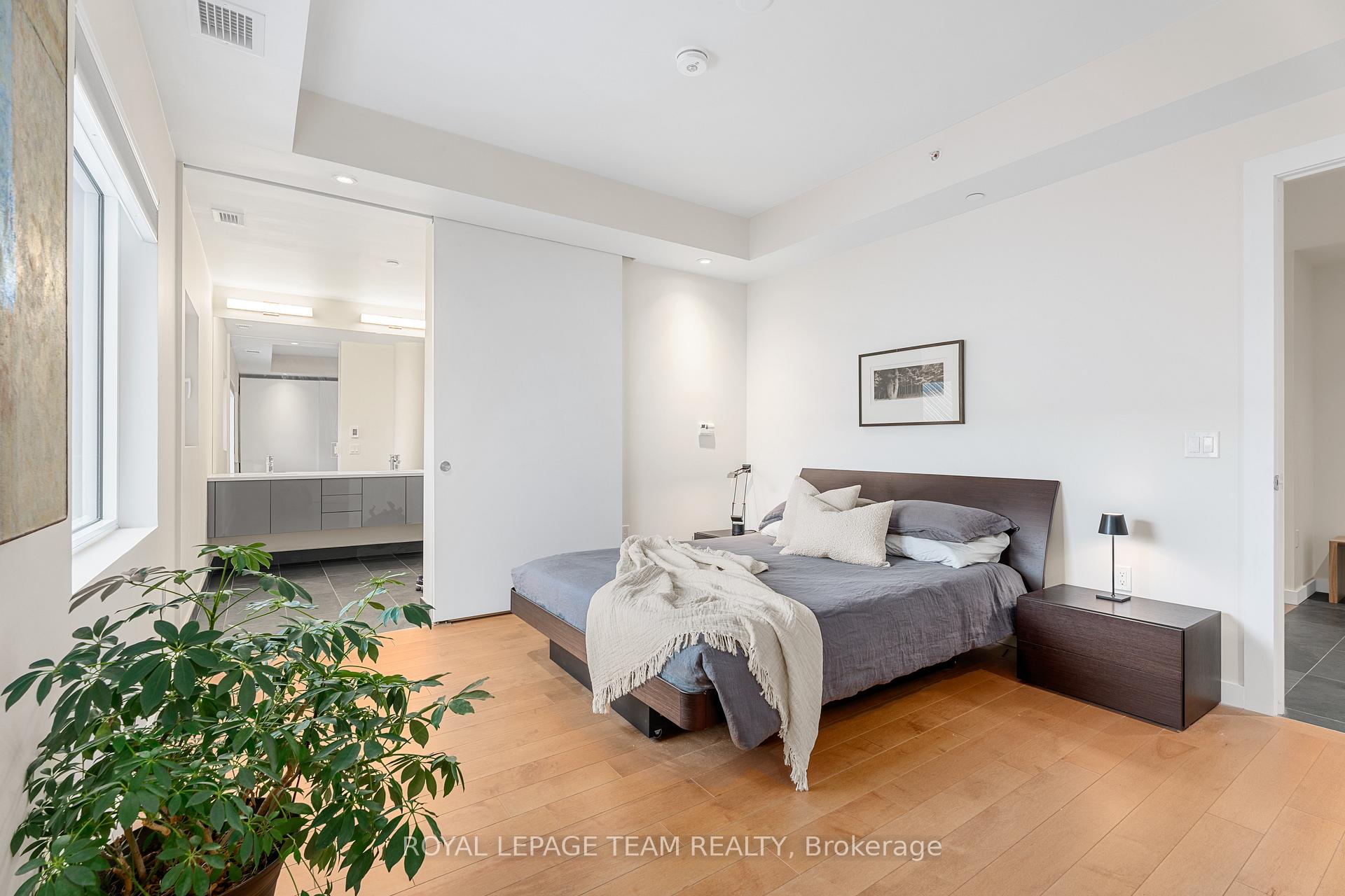 Photo 27 of Unit 504, 135 Barrette Street, Ottawa, Vanier — HOMEH